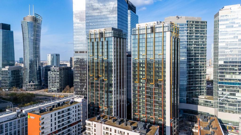 Towarowa Towers Residences